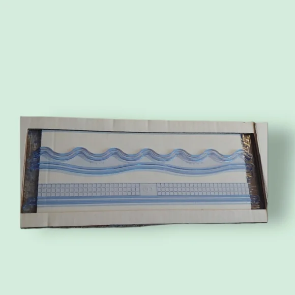 Creative Memories Custom Cutting System - Picture 2 of 6